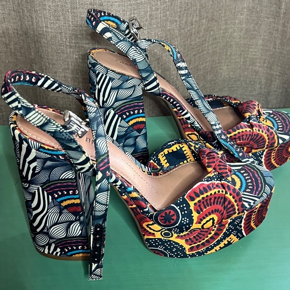 Gianni Bini Shoes - Gianni Bini Platform Shoes 8